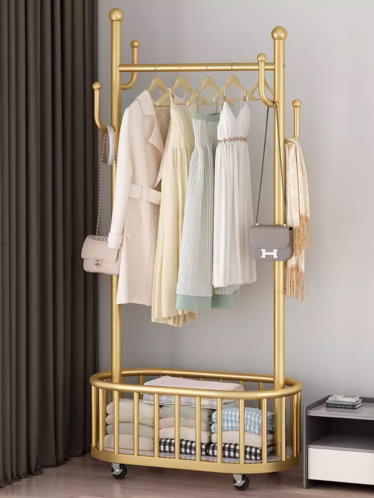 Metal simple floor-standing coat rack